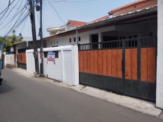 Dijual Rumah Pinggir Jalan Di Batusari Condet